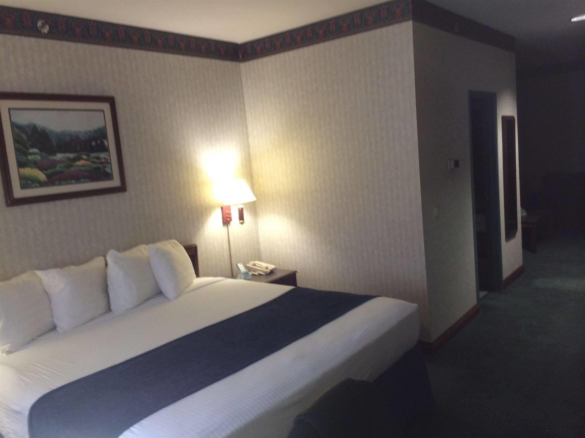 Best Western Elkhart Inn & Suites Eksteriør bilde